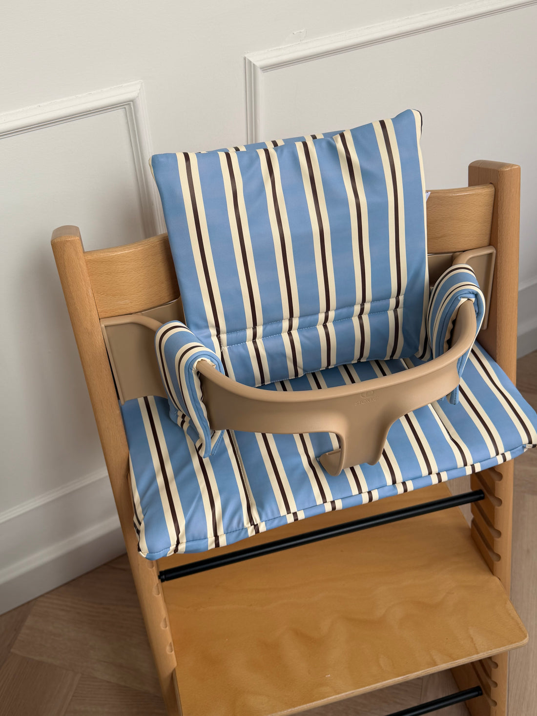 Blue/Brown 2 in 1 Cushion