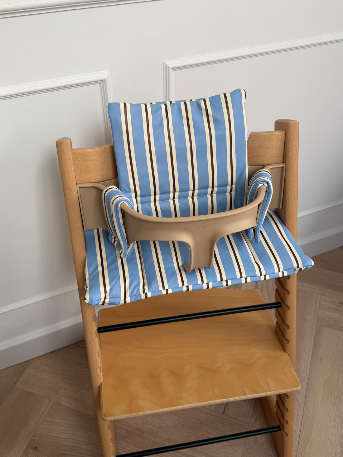 Blue/Brown 2 in 1 Cushion
