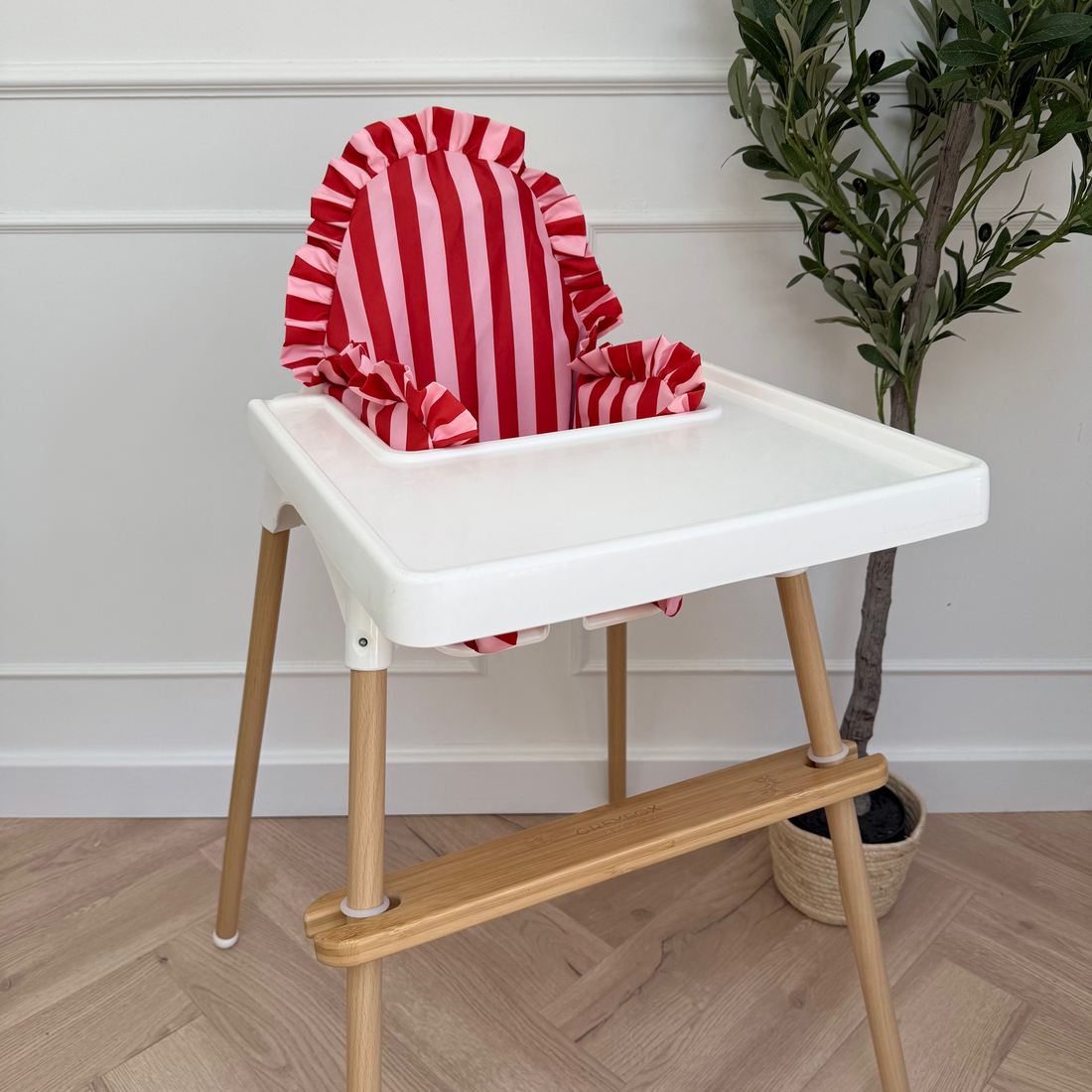Raspberry Ripple Cushion Cover