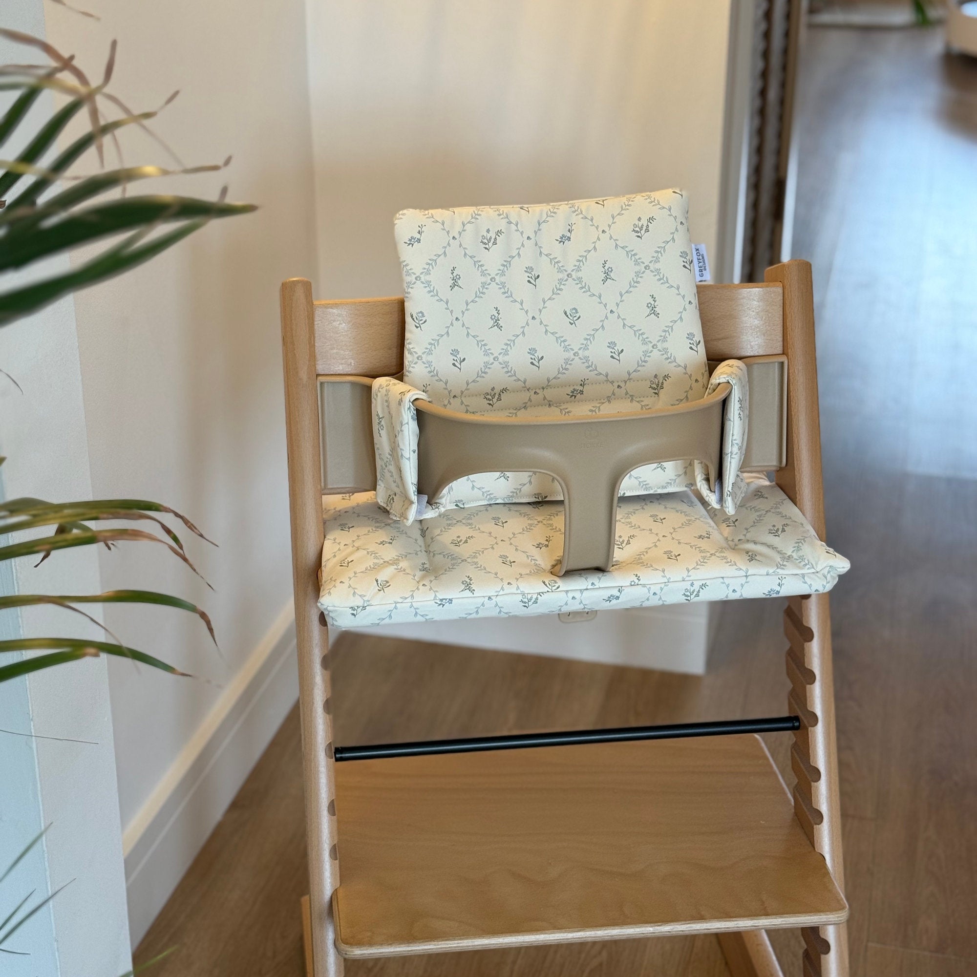 Vintage Meadow 2 in 1 Cushion