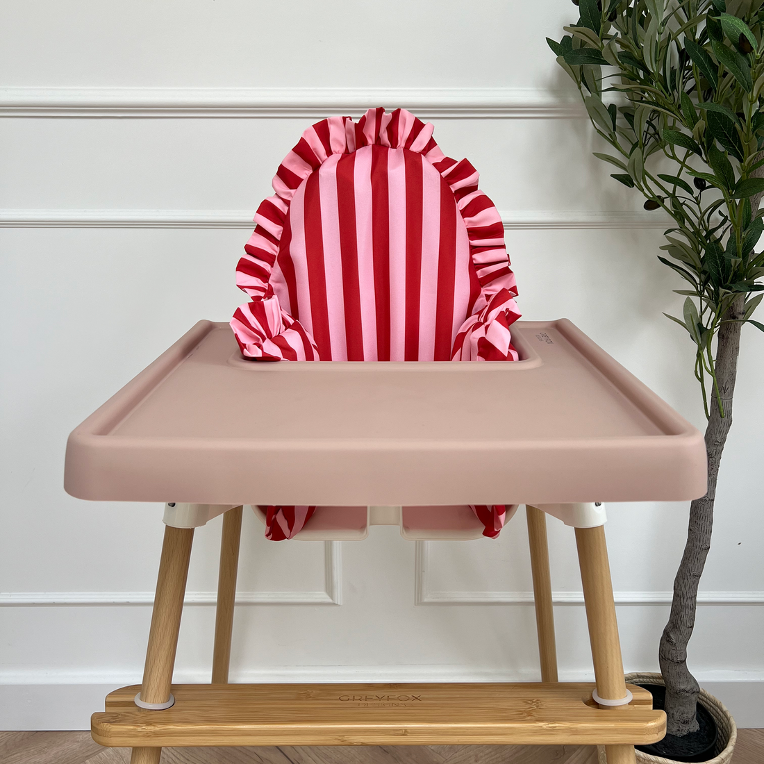 Raspberry Ripple Cushion Cover
