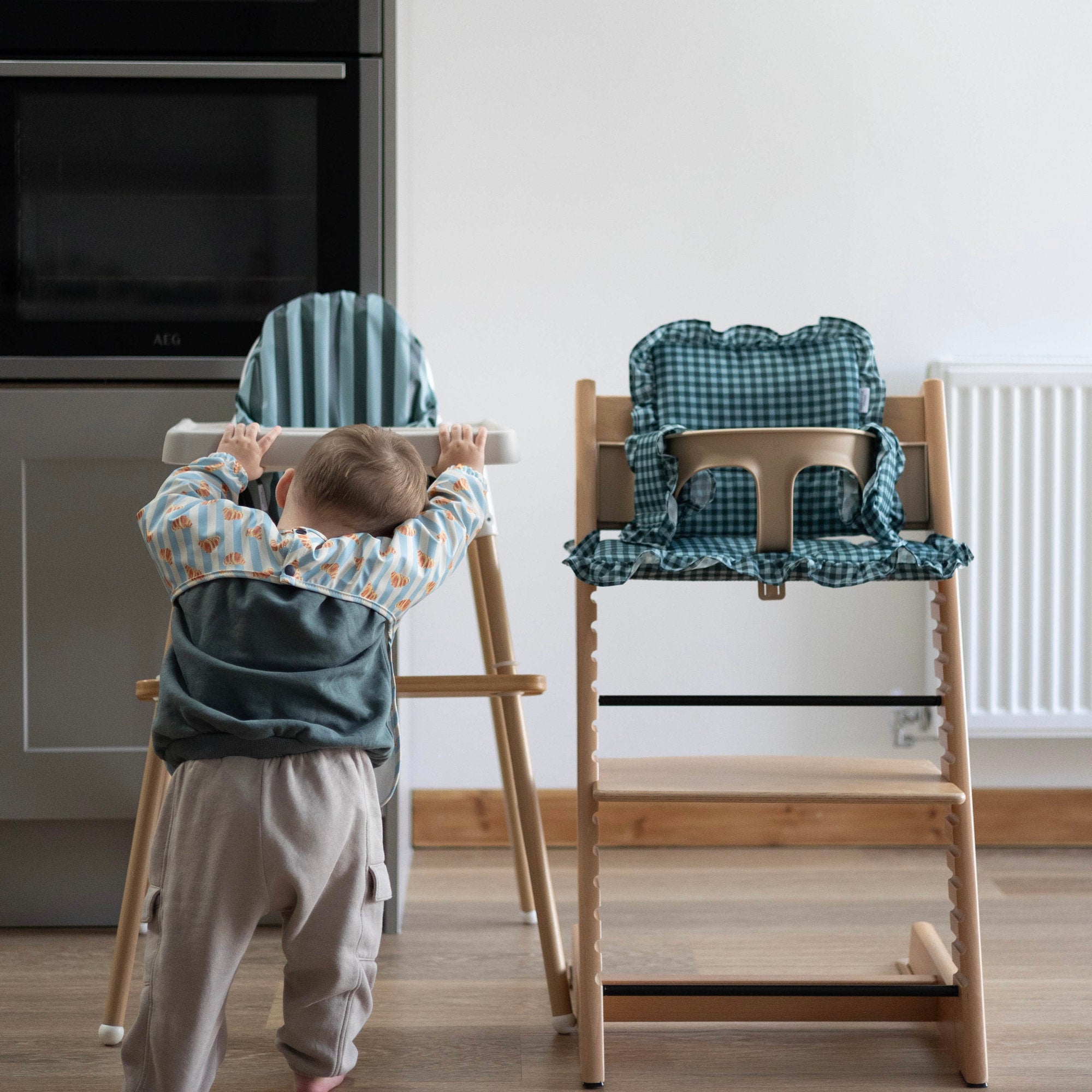 Blueberry Stripe Cushion Cover