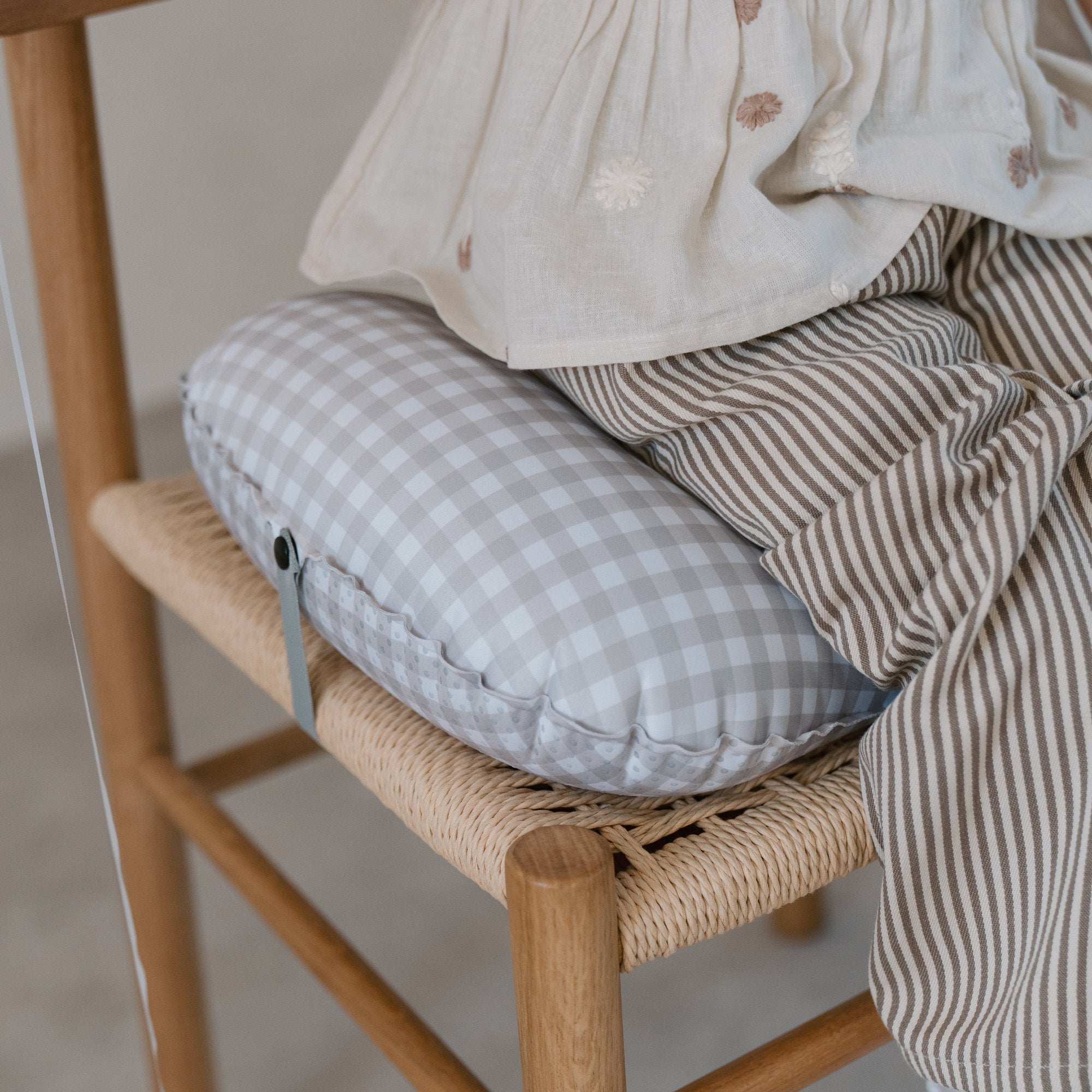 Taupe Gingham Inflataboost