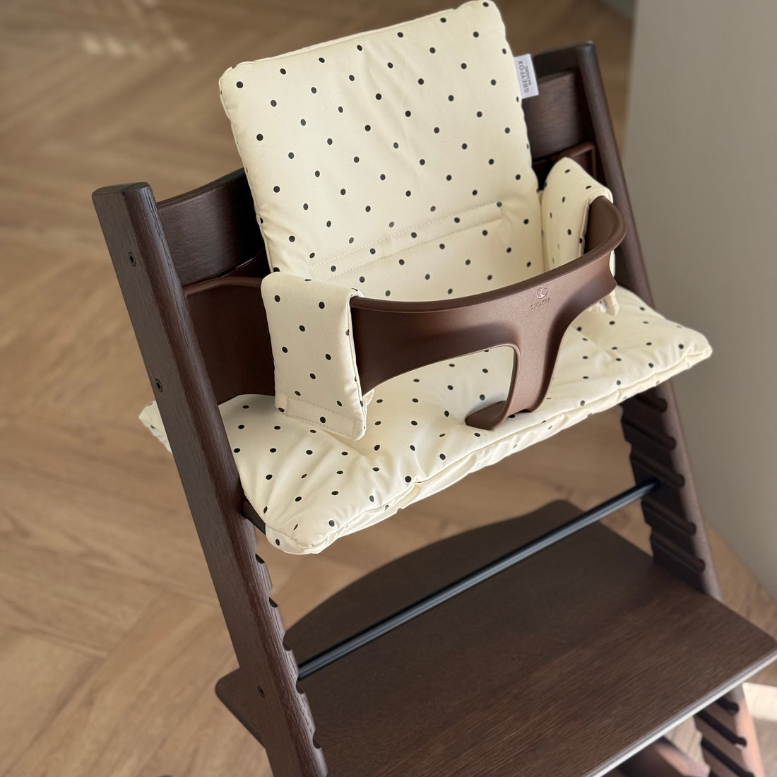 Polka Dot 2 in 1 Cushion