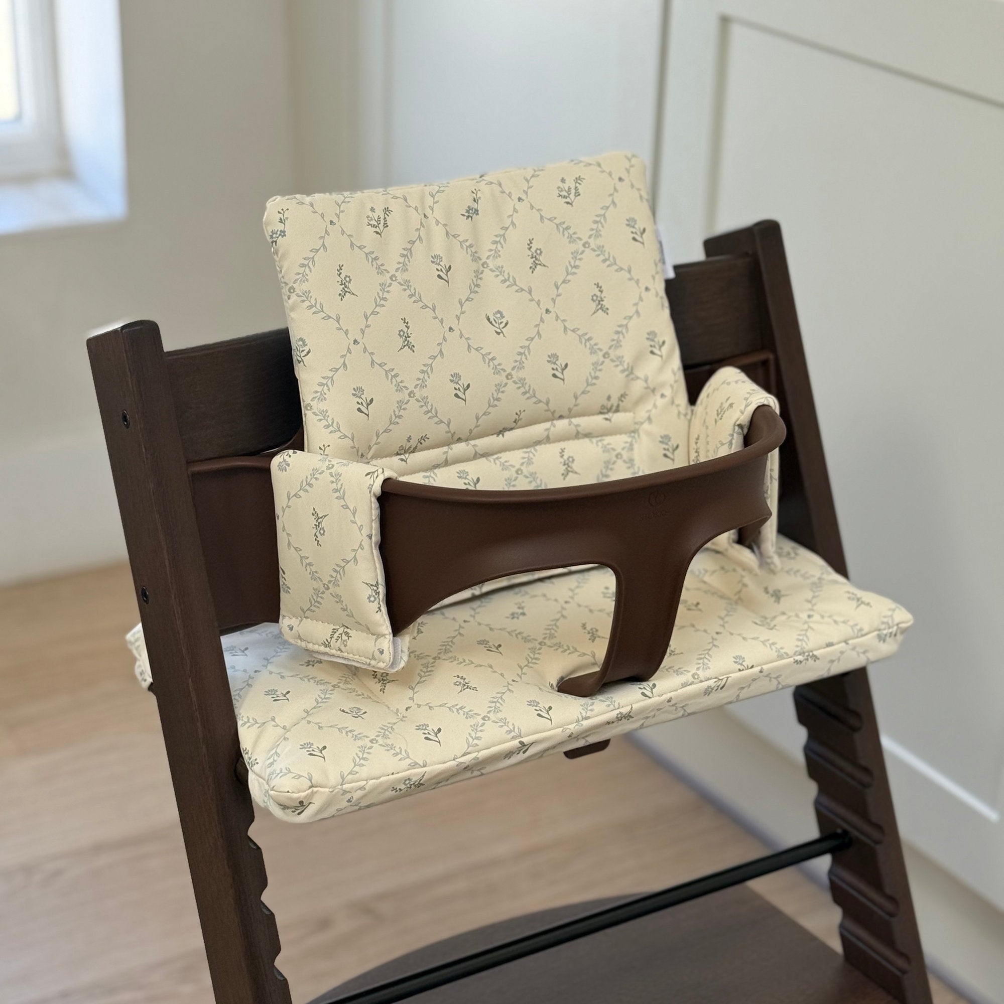 Vintage Meadow 2 in 1 Cushion