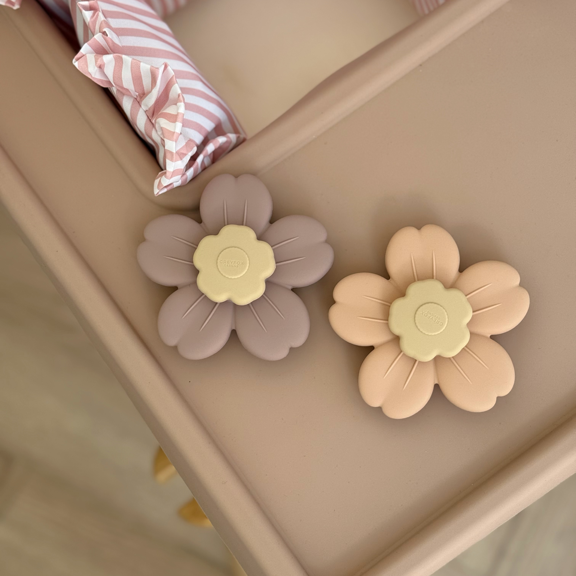 Rose Spinner Toy