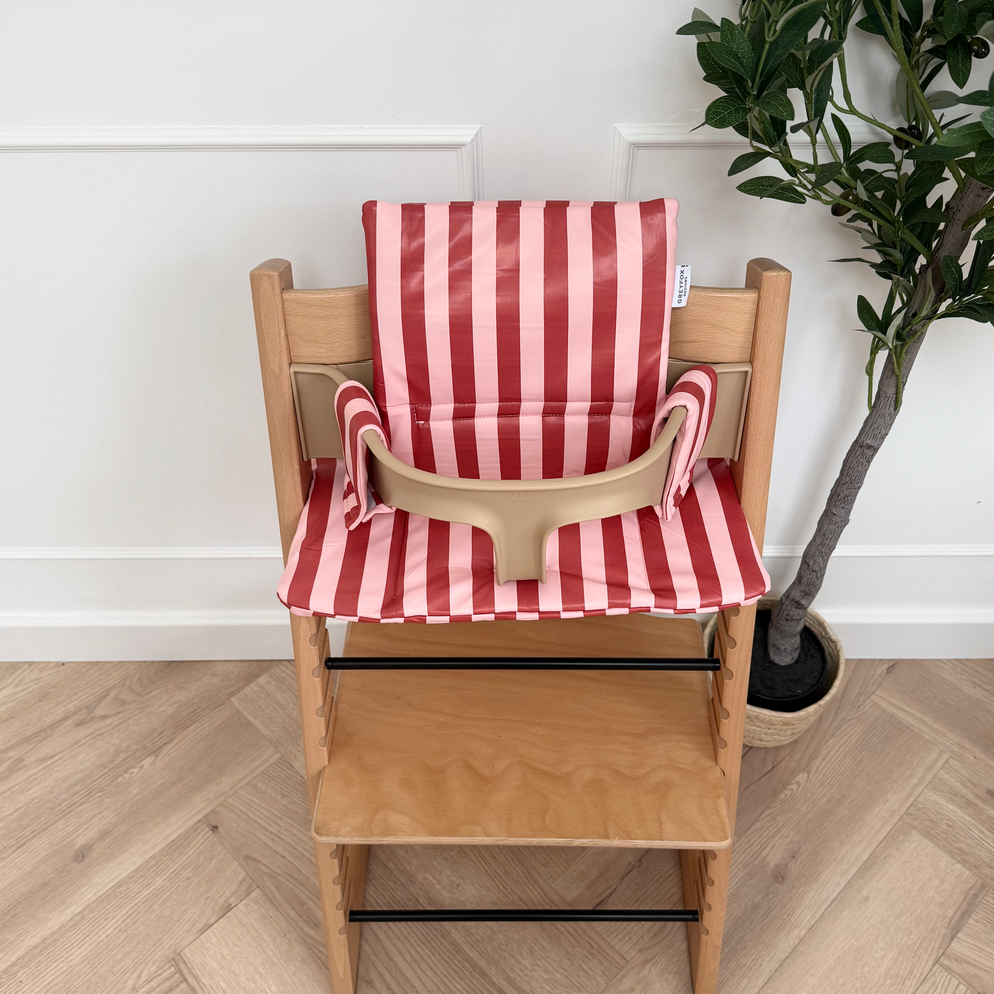 Raspberry Ripple 2 in 1 Cushion