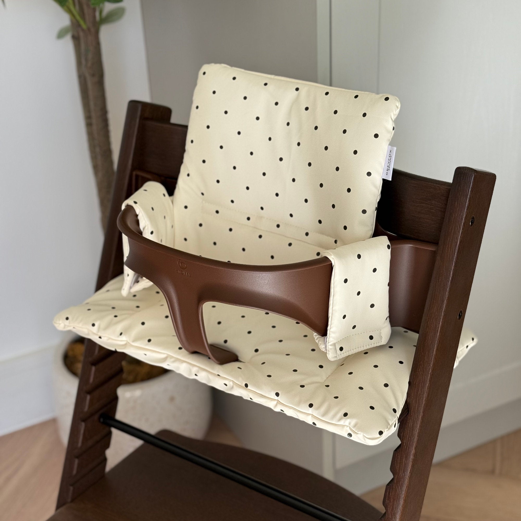 Polka Dot 2 in 1 Cushion