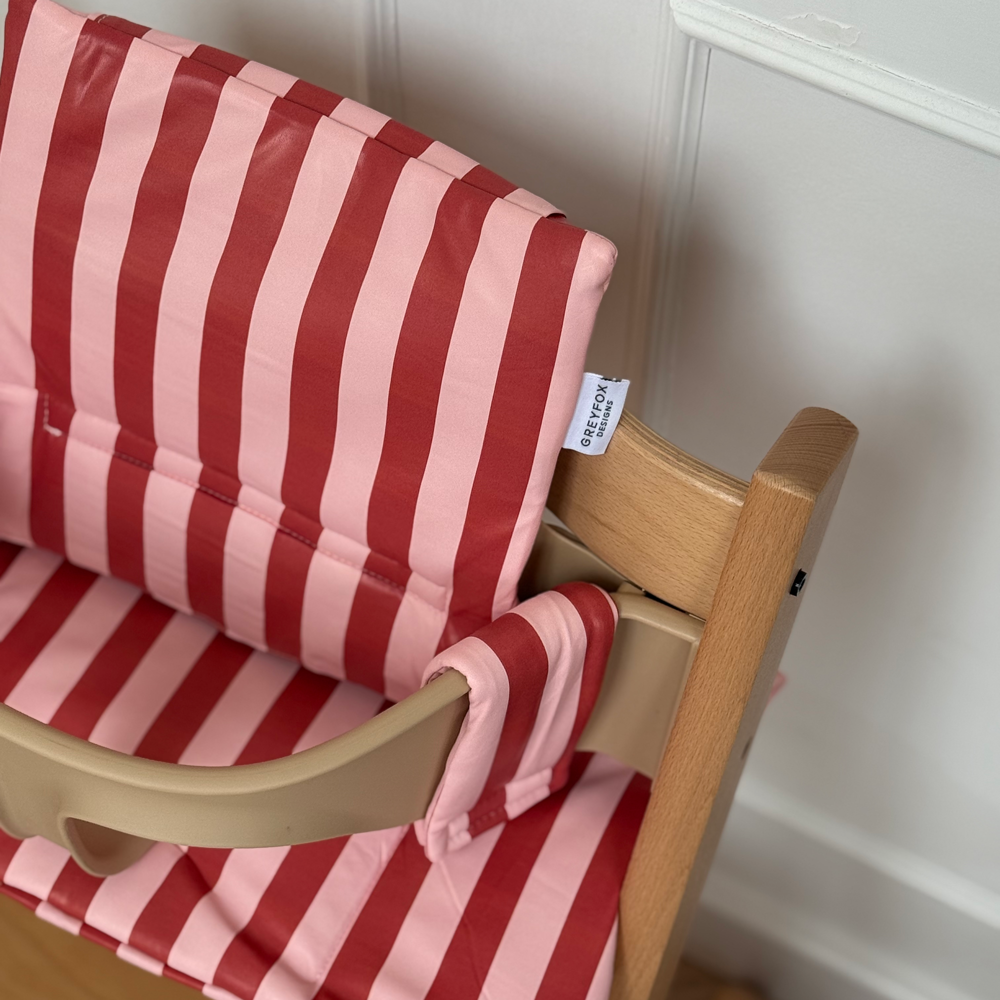 Raspberry Ripple 2 in 1 Cushion